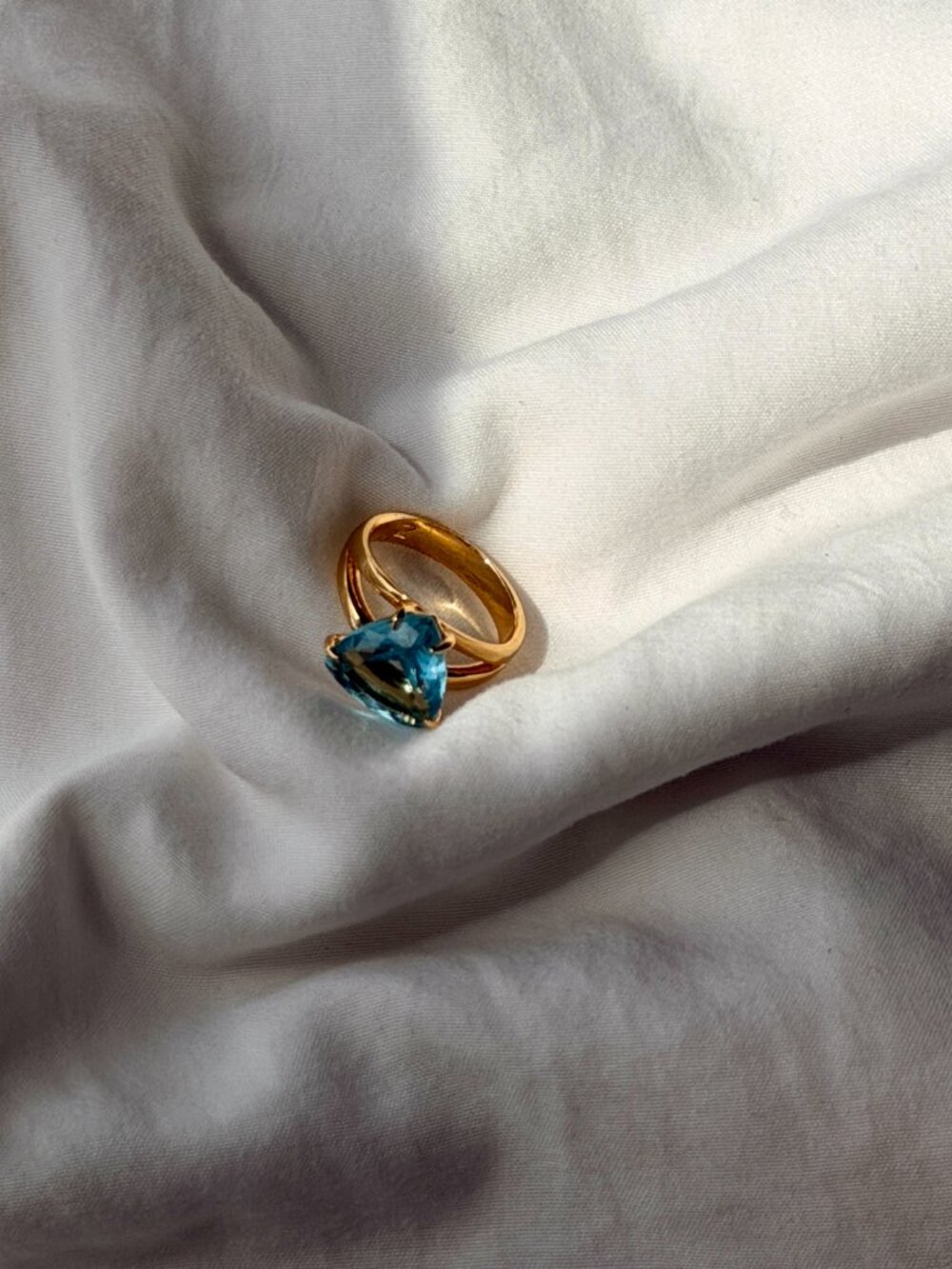 Classic Triangle Travel Ring - Gold - Reconstituted Aquamarine
